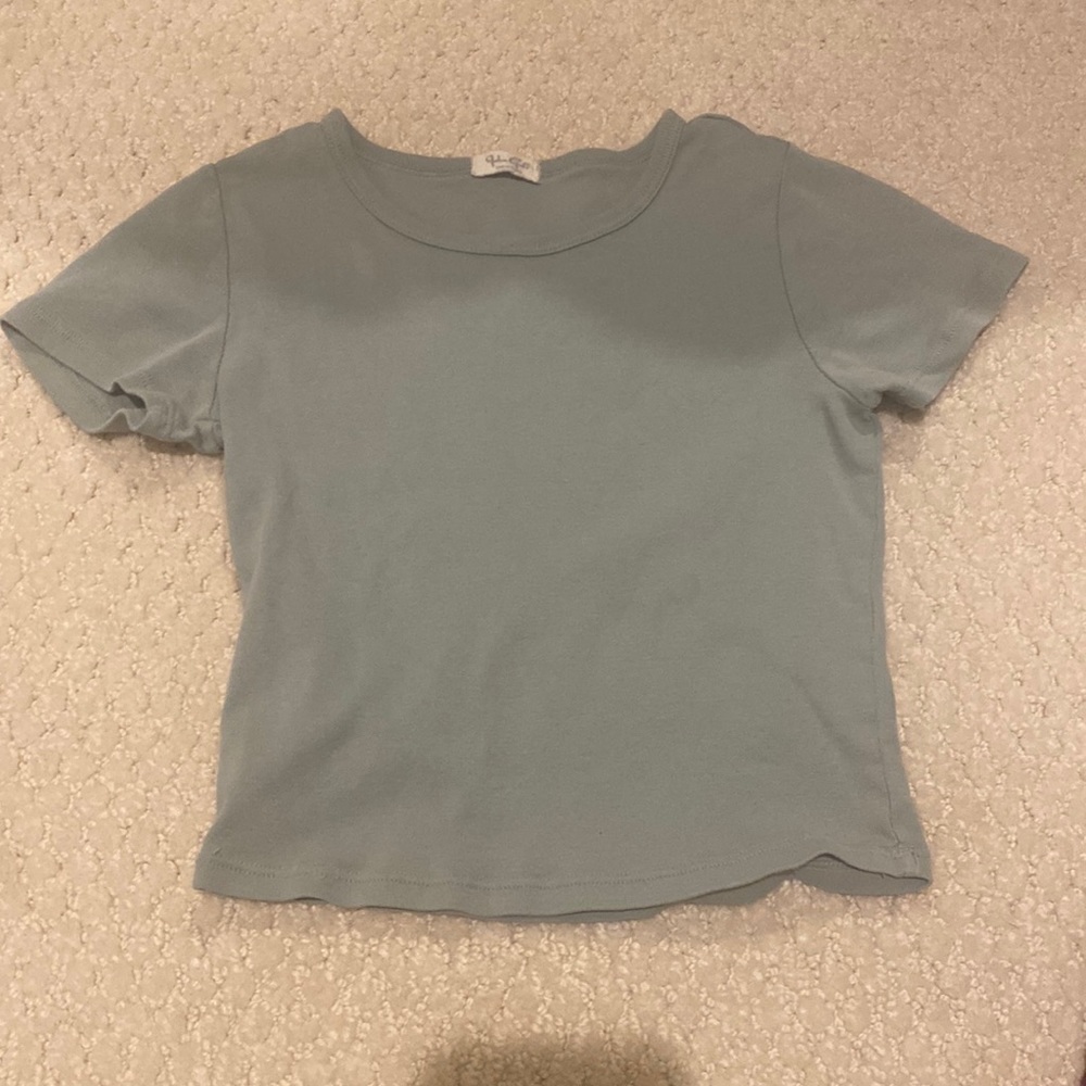 Brandy Melville- Green Cropped Tee
